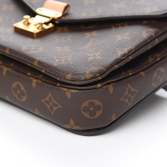 Louis Vuitton LV Pochette Metis Monogram M44875