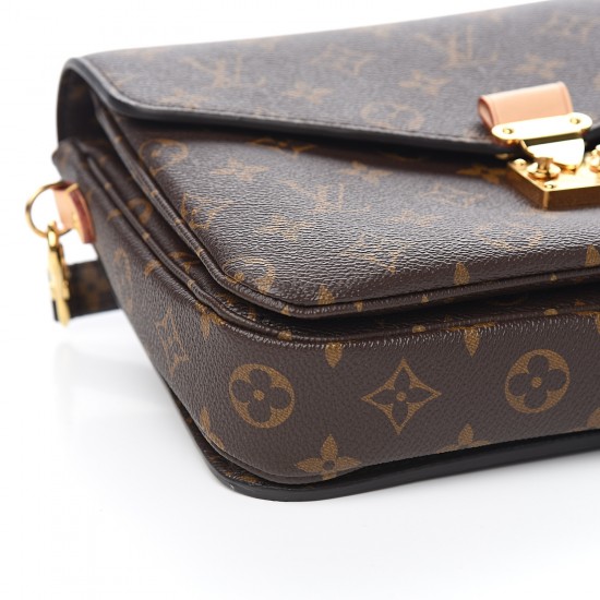 Louis Vuitton LV Pochette Metis Monogram M44875