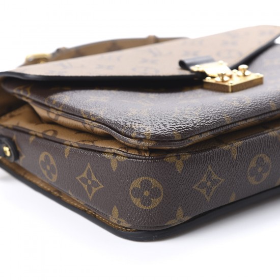 Louis Vuitton LV Pochette Metis Monogram Reverse M44876